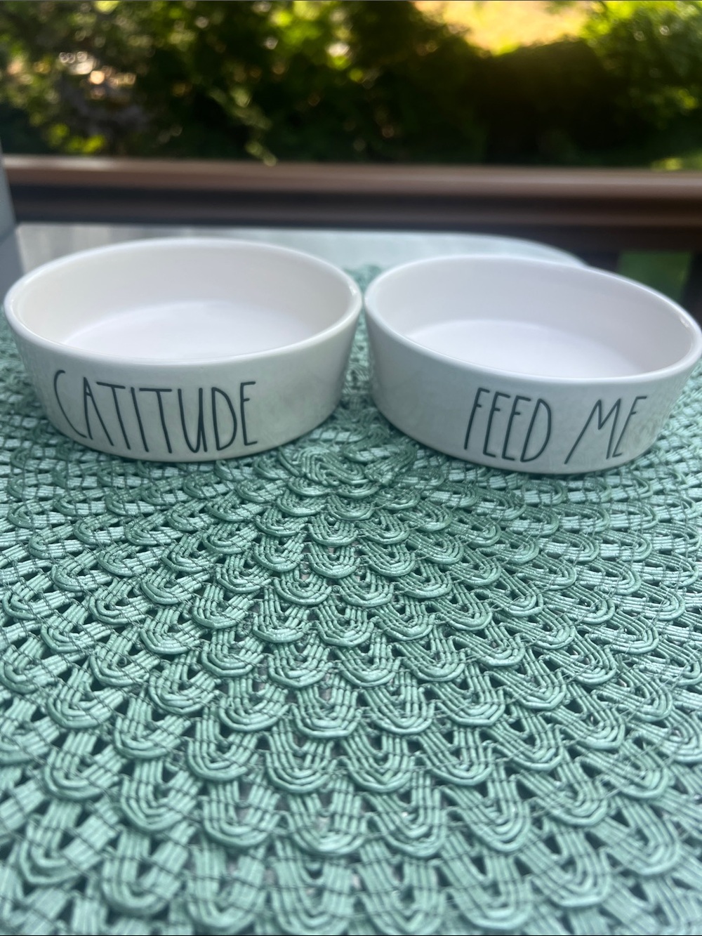 New Set 2 4”bowels White Cat Ceramic Bowls Set - "Cattitude" & "Feed Me" - Picture 2 of 4